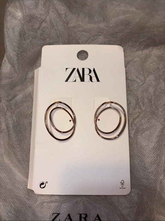 Zara Jewelry - ZARA Double Interlocked Hoop Earrings in Rose Gold